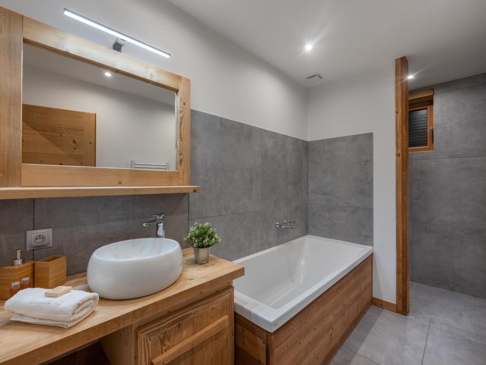 Chalet 1100 - Bo Immobilier Chatel - A Mi-Chemin Du Centre Et Du Linga - Jacuzzi Sauna Et Cheminee 외부 사진